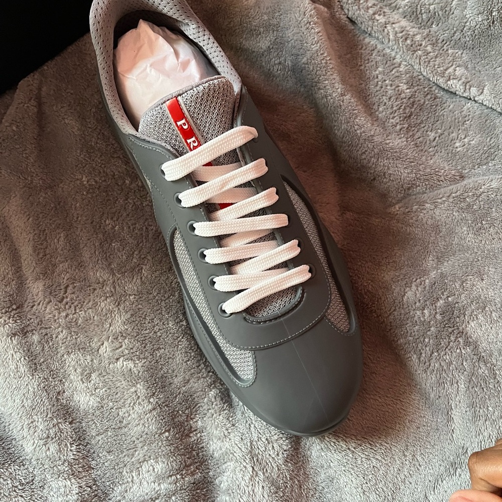 Prada Gray Sneakers Sleek Minimalist Design - Picture 2 of 4